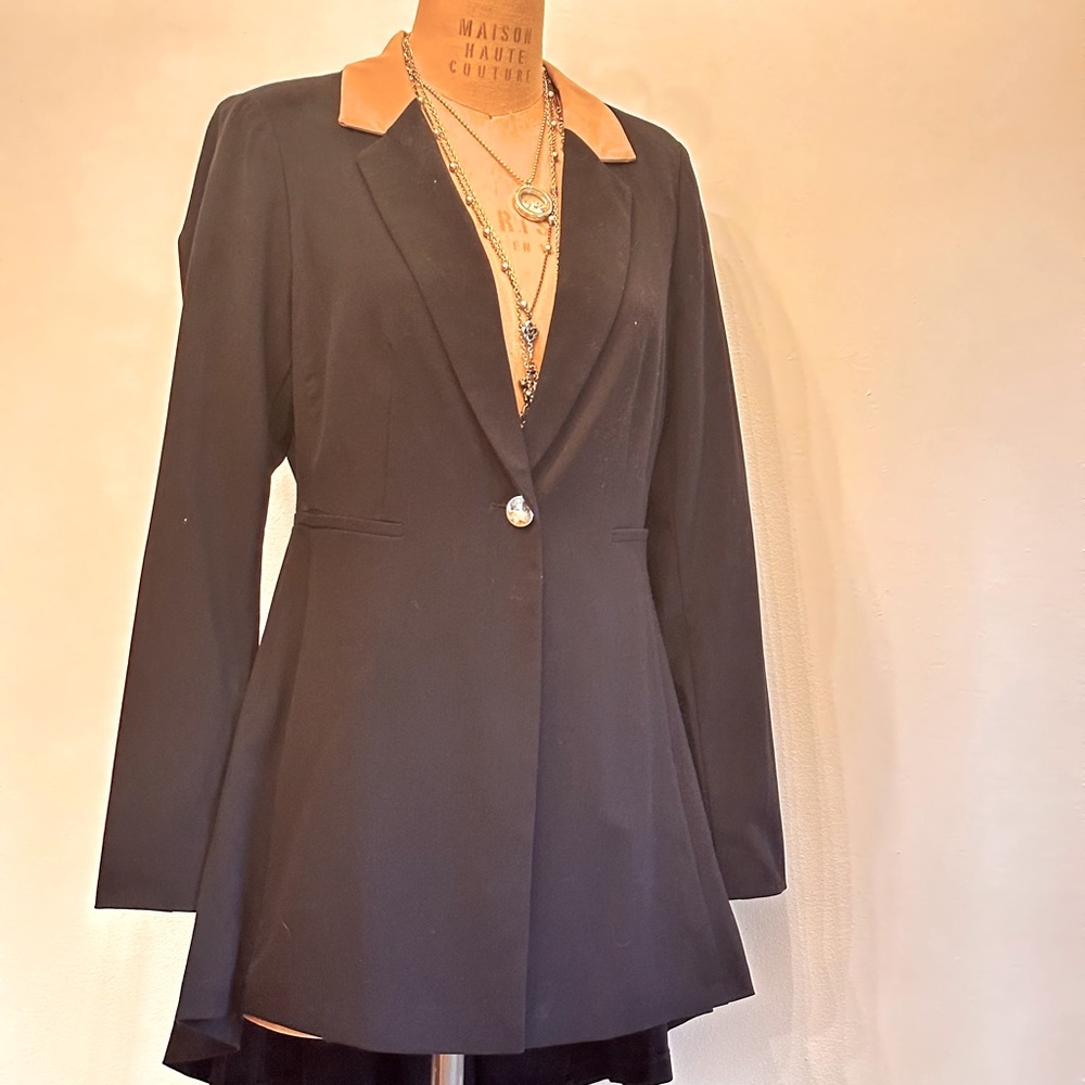 Long ruffle back blazer